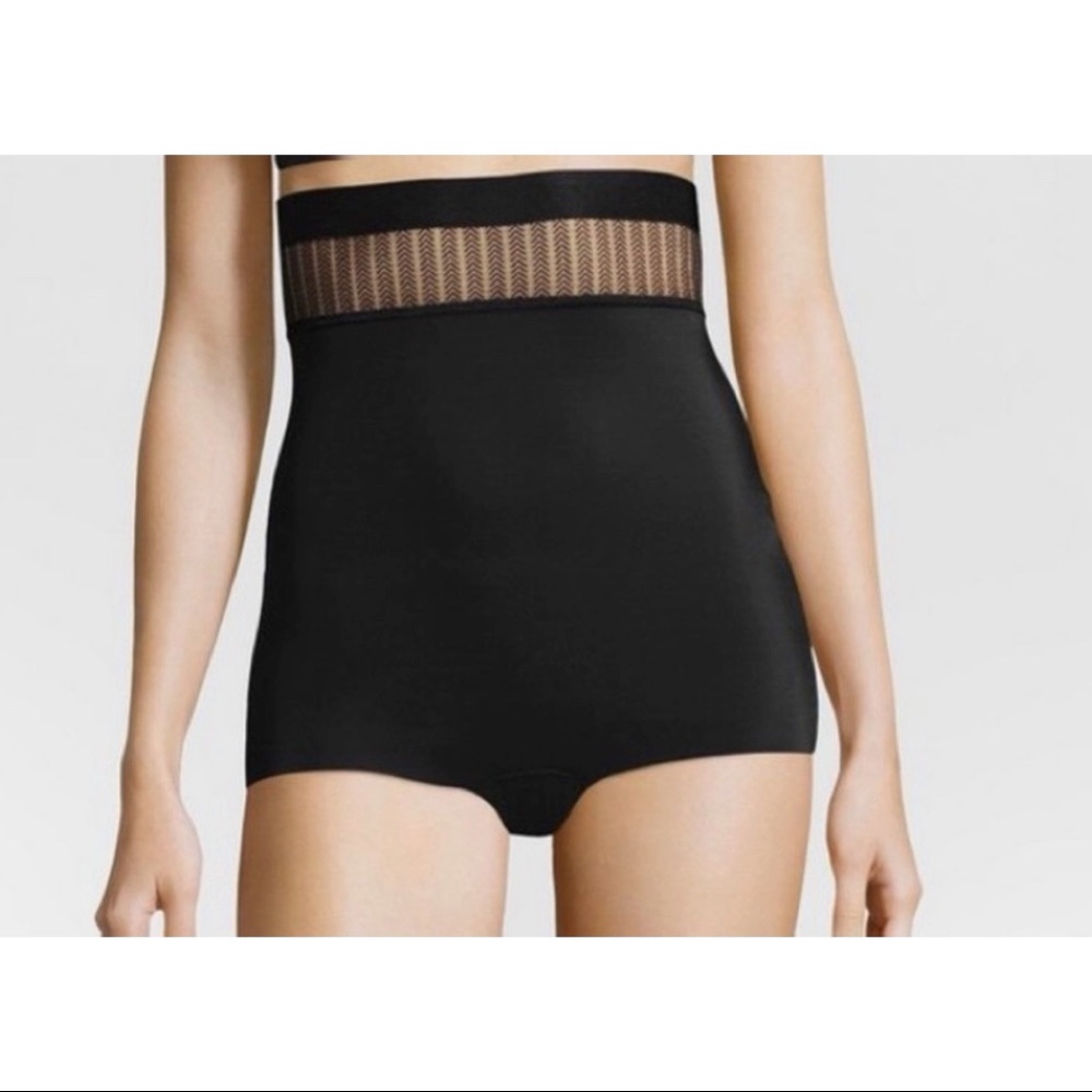 Maidenform women’s L boycut non slip shaper NWOT
